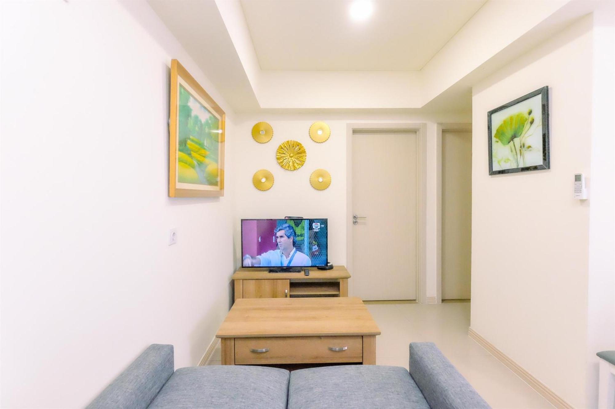 Modern And Simply 2Br At Meikarta Apartment By Travelio Cikarang Kültér fotó